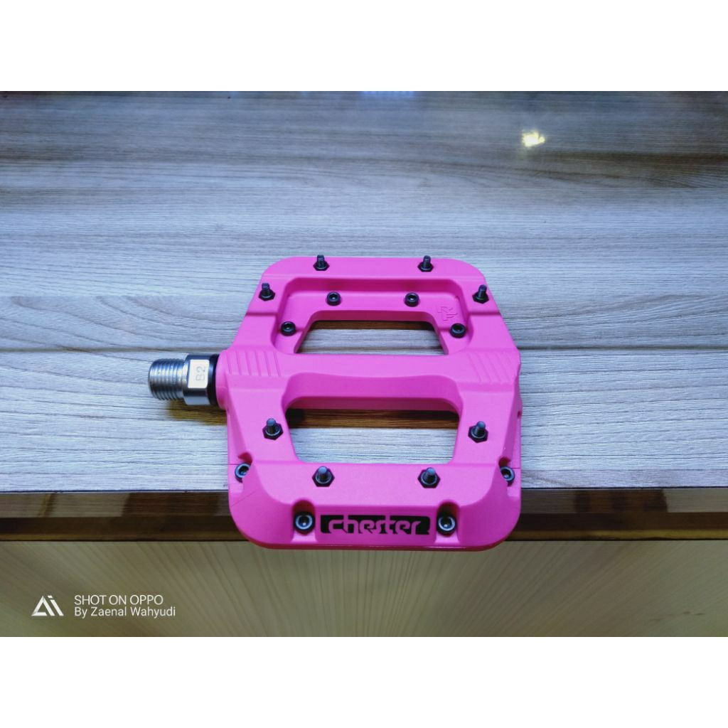Pedal Sepeda Raceface Chester Composite Pink