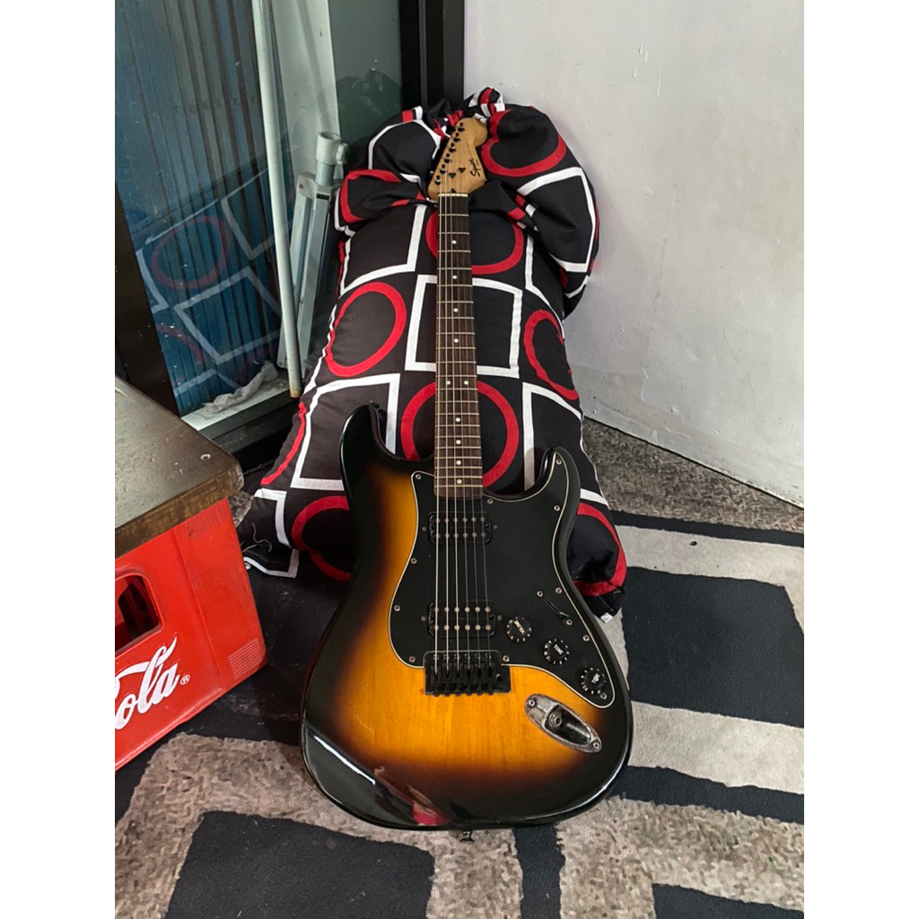 Gitar Squier Bullet Series HH Original