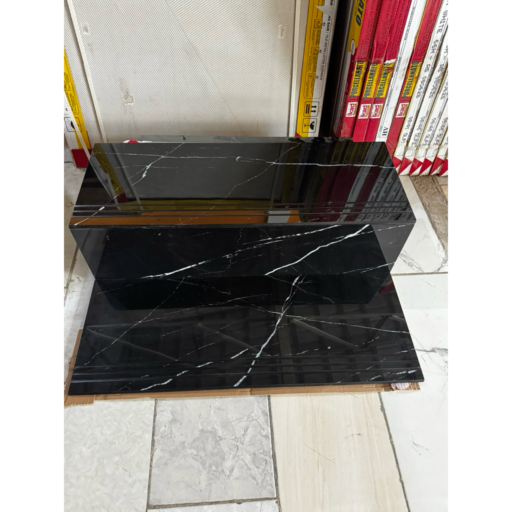 granit tangga costume 25x80 dobel bevel black