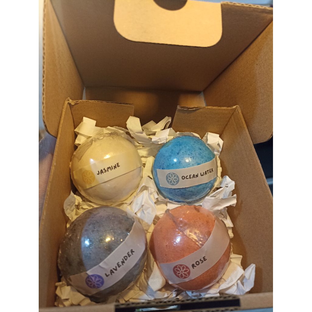Paket bath bomb medium mandi busa bathbomb