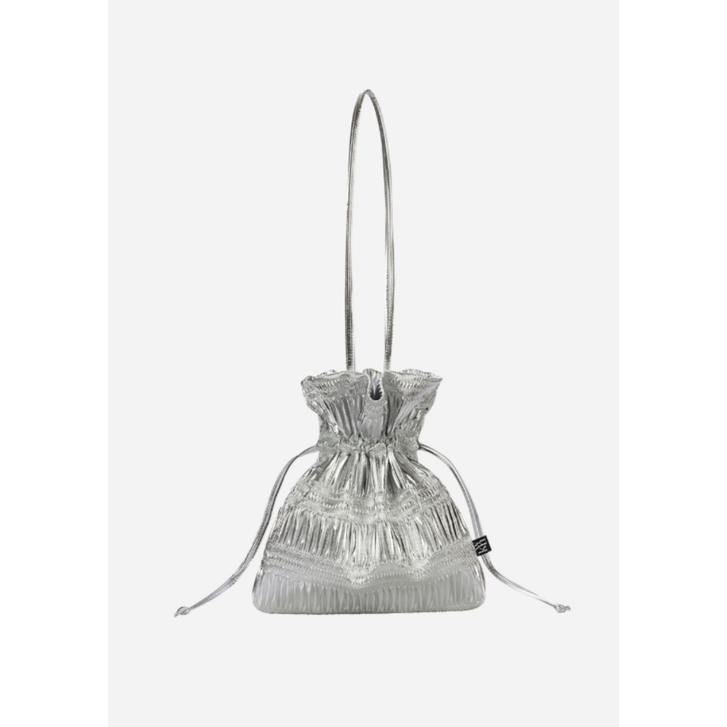 (PO KOREA) KWANI CRINKLE SHOULDER BAG SILVERY SILVER - BEST SELLER KOREA