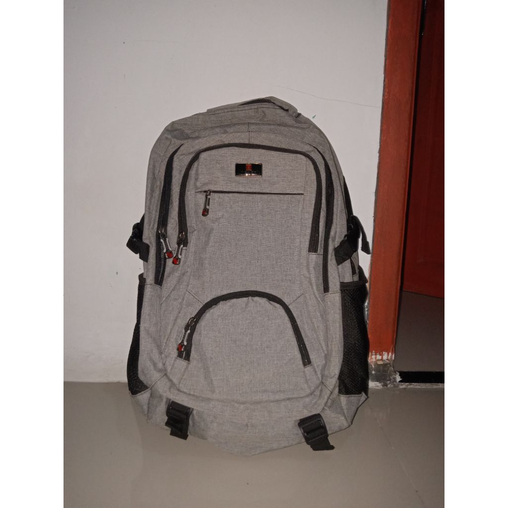 Preloved tas ransel sekolah / carrier