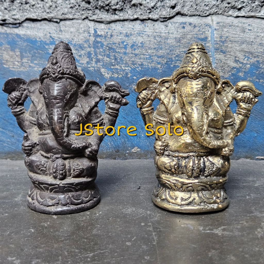 PATUNG GANESHA KUNINGA 10 CM Warna emas dan hitam