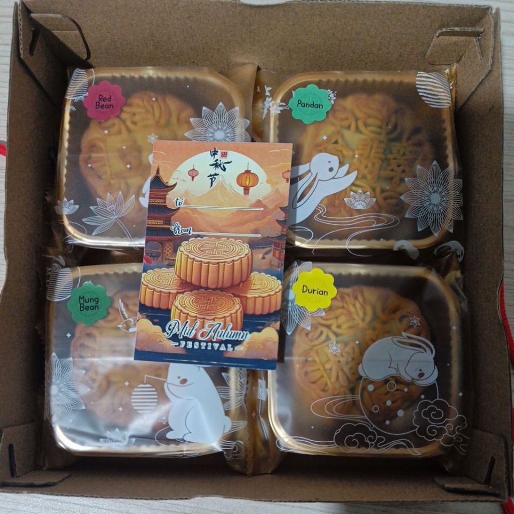 

(HALAL) Mooncake Vegan 1 box isi 4 keping Kue / Mooncake Vegan dengan 4 rasa berbeda Kue Bulan