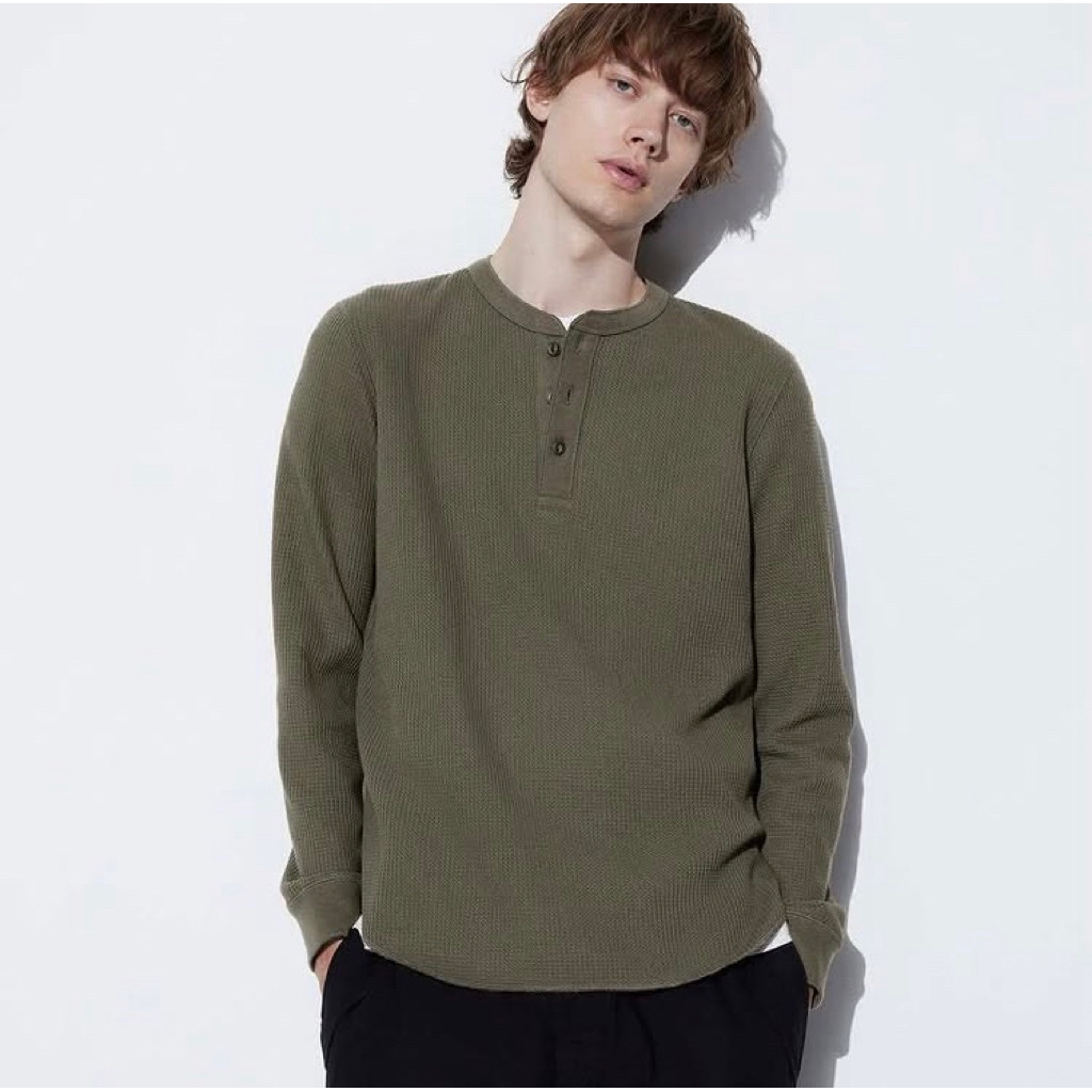 Long sleeve T- Shirt Uniqlo waffle kerah Henley / Uniqlo waffle / T-shirt uniqlo