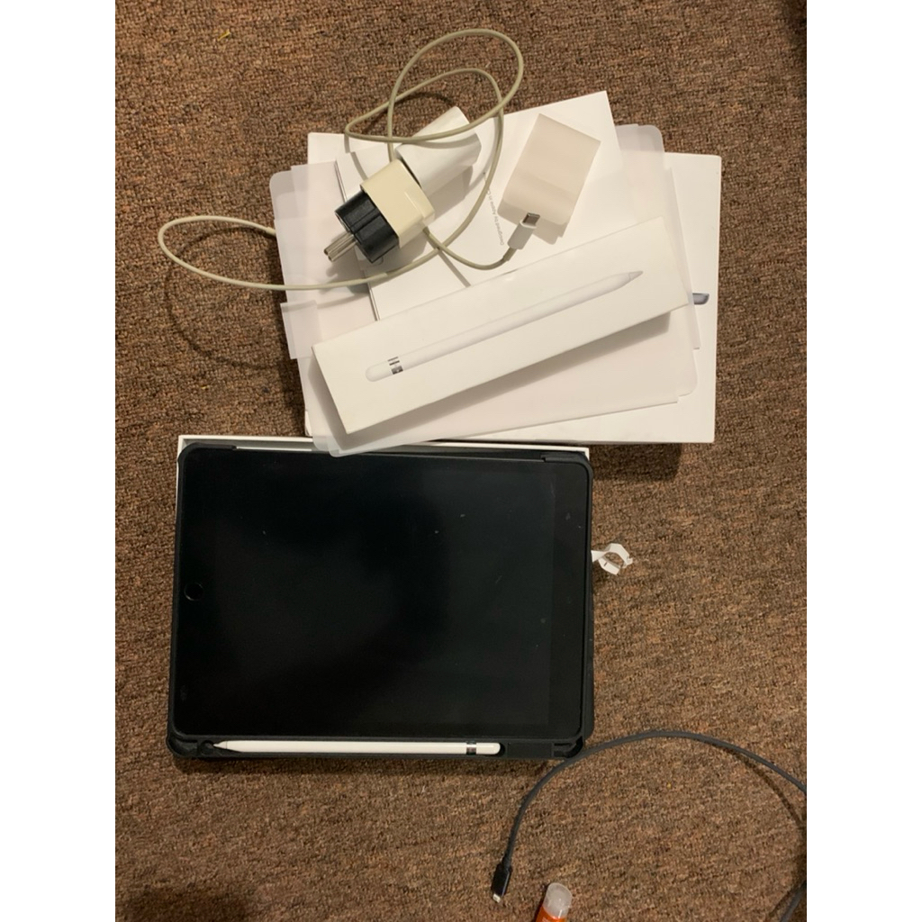 Fullset Ipad 9th gen with Apple Pencil Gen 1