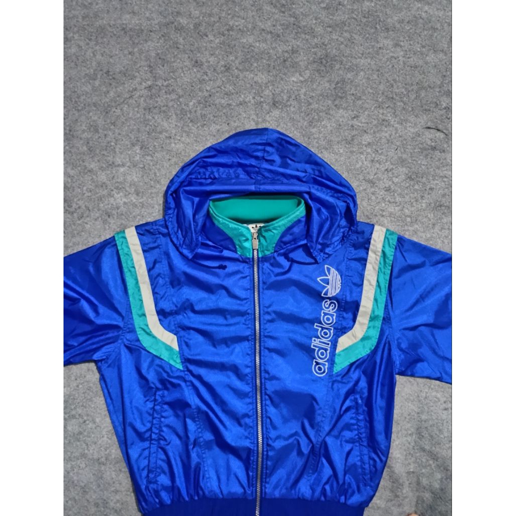 Adidas vintage trefoil lisence originals