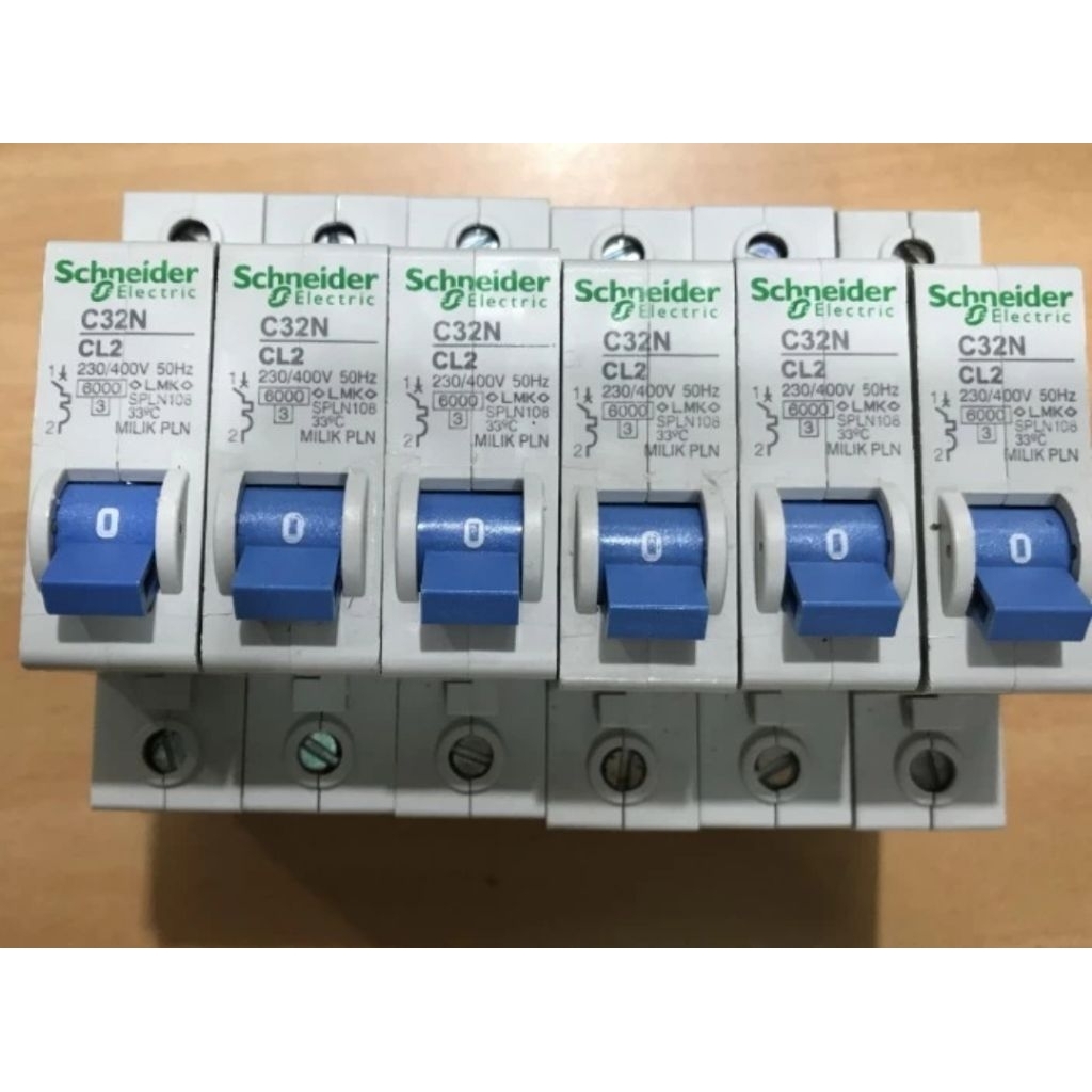 Mcb PLN 1P BIRU tipe PLN CL2 CL4 CL6 CL10 CL16 CL20