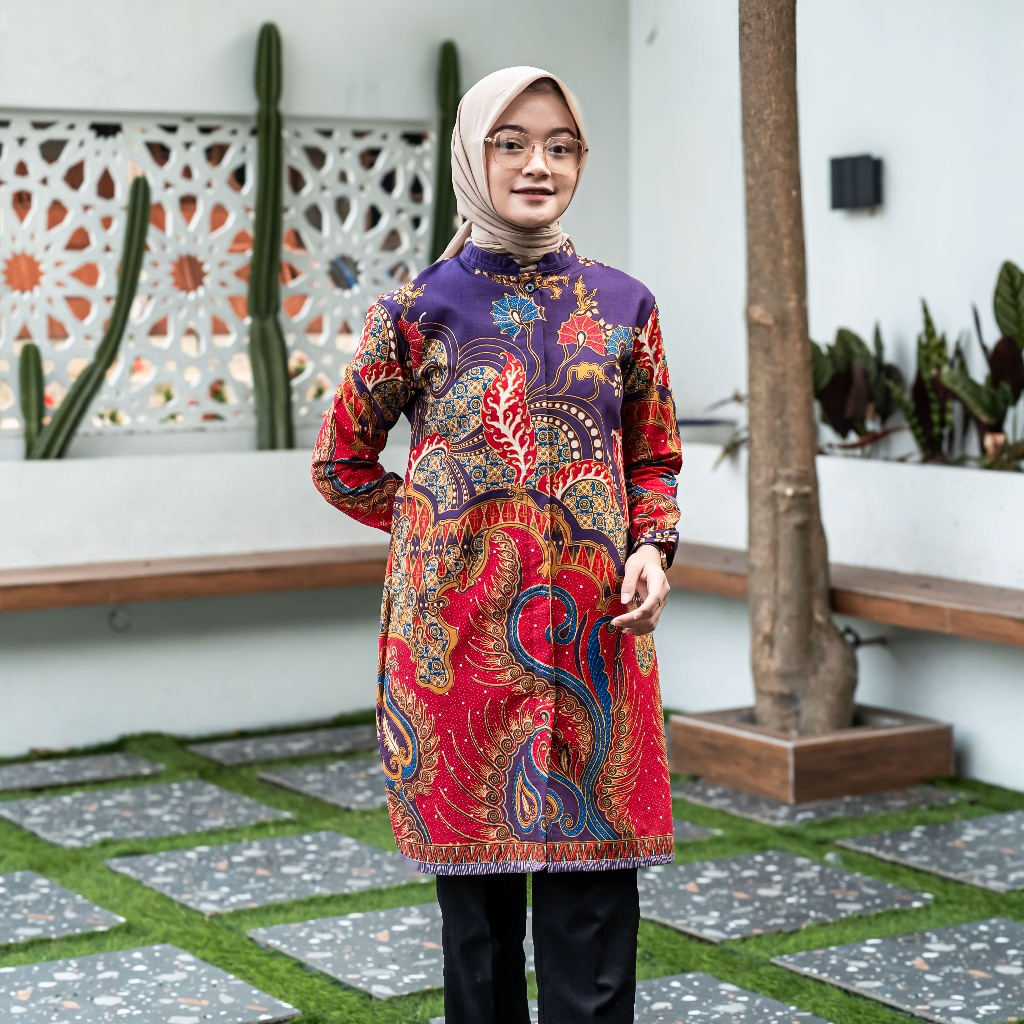 Malika Tunik Batik Wanita Formal – Baju Batik Modern Lapis Trikot Waffle Untuk Kerja Pakai Kancing