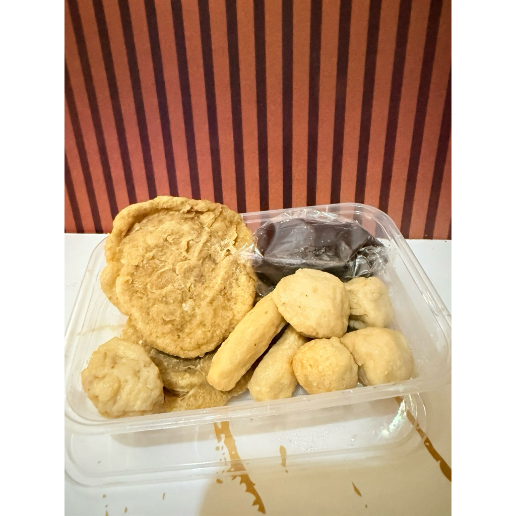 

pempek Palembang asli isi 10 + cuko