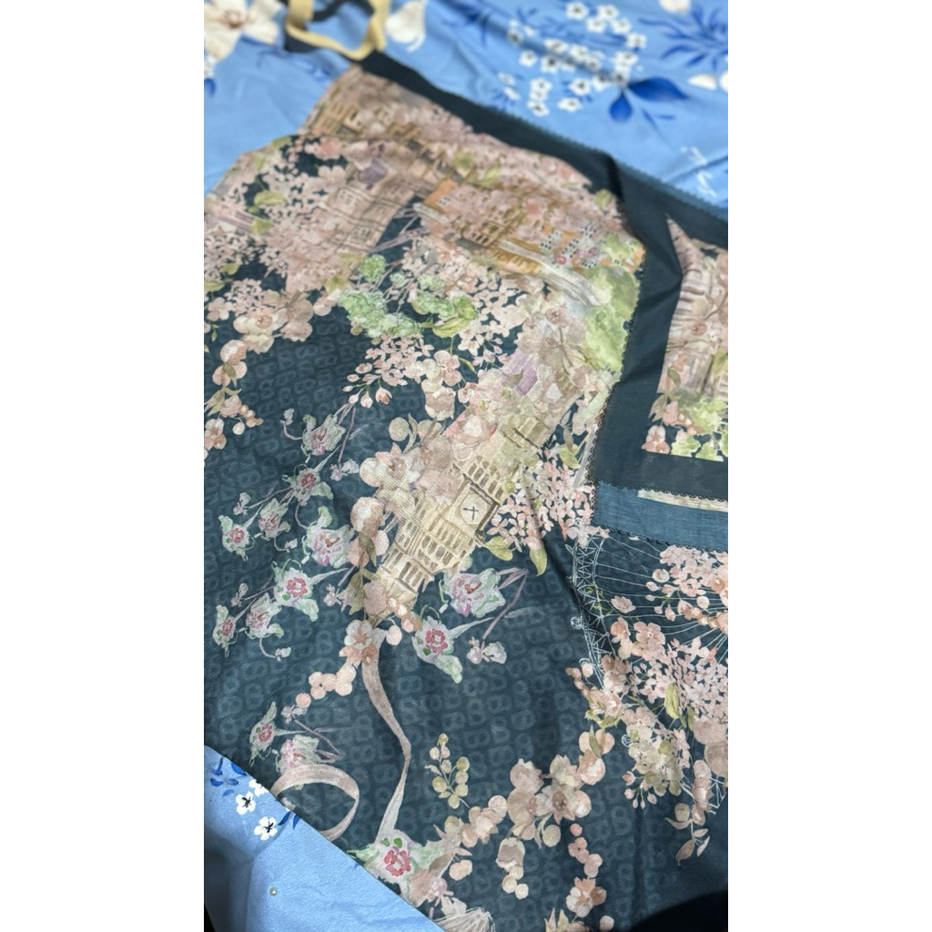 Preloved Buttonscarves British Midnight