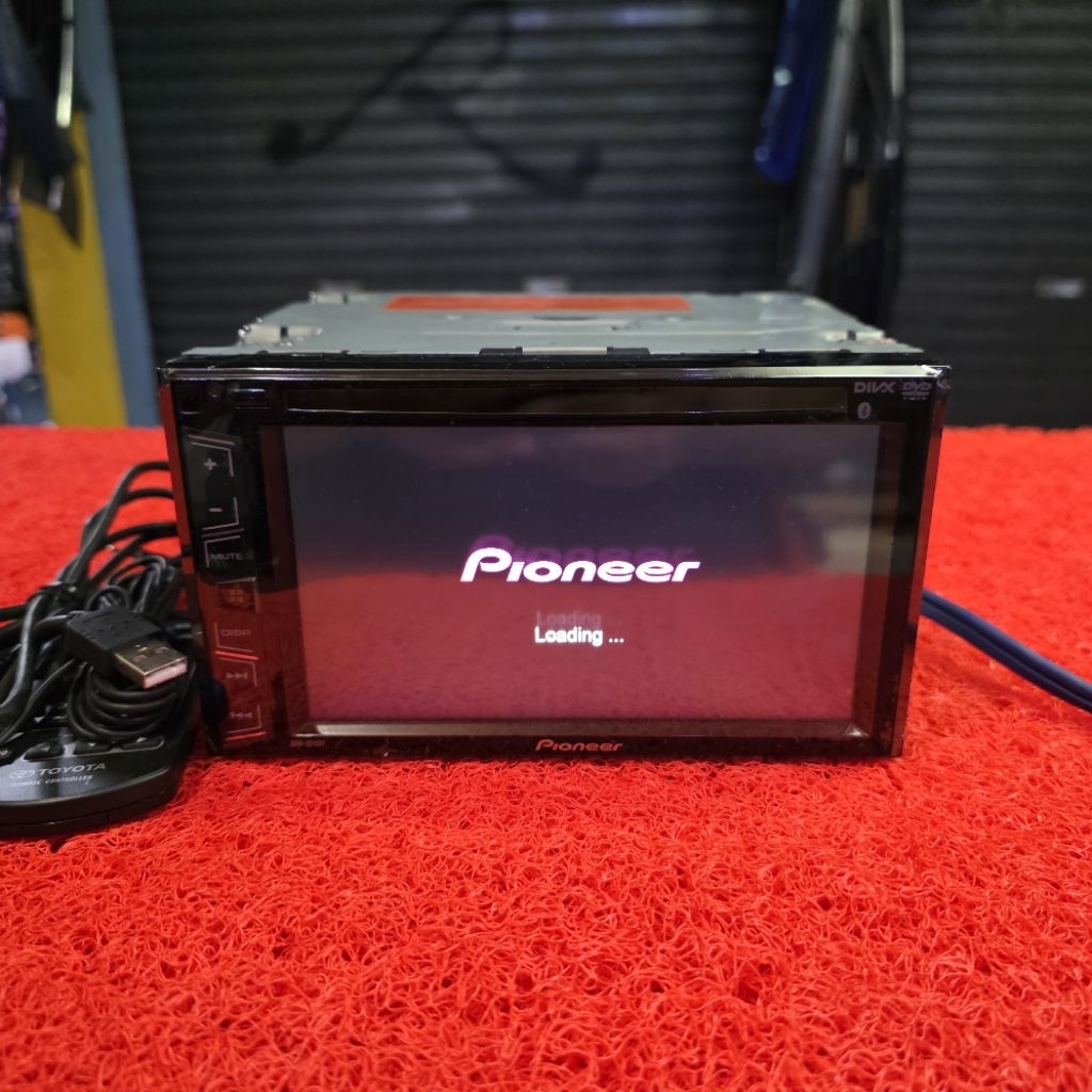 Head Unit Pioneer AVH-275BT Bluetooth USB CD Aux Radio FM AM