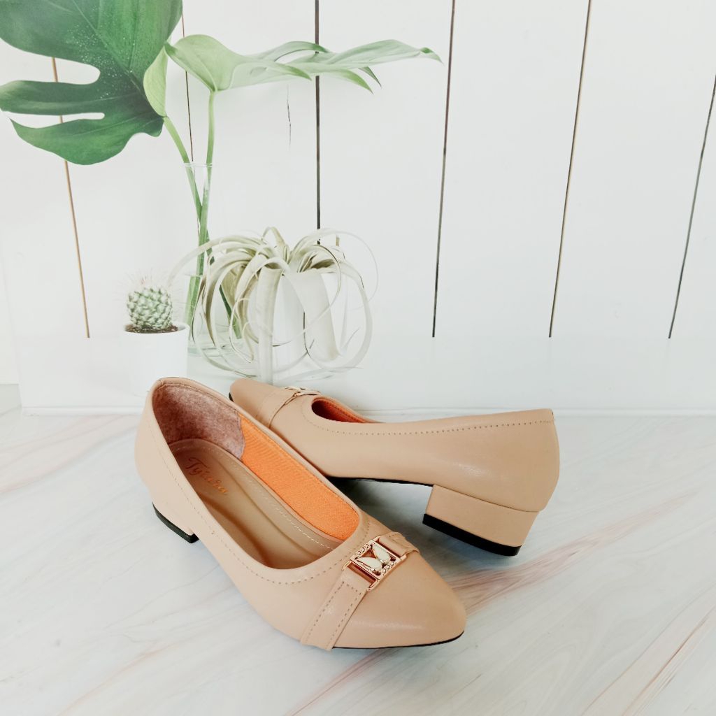 Sepatu Pantofel Wanita Hak Tahu Tinggi Hak 3cm Sepatu Pantofel Wanita Sekolah Sepatu Pantofel Wanita