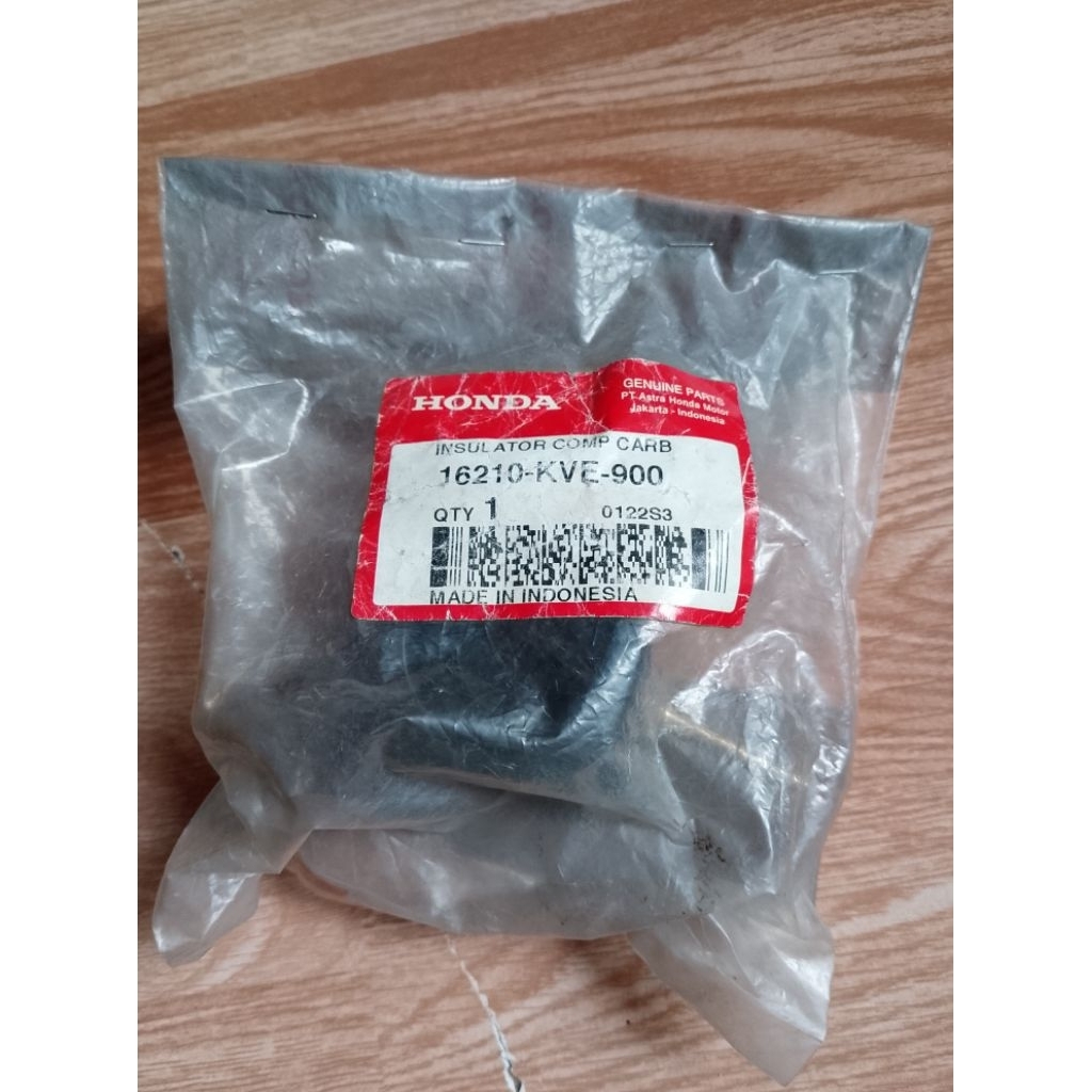 16210KVE900 karet INSULATOR Karburator Honda Megapro 150 monoshock 2010 ori AHM 16210-KVE-900