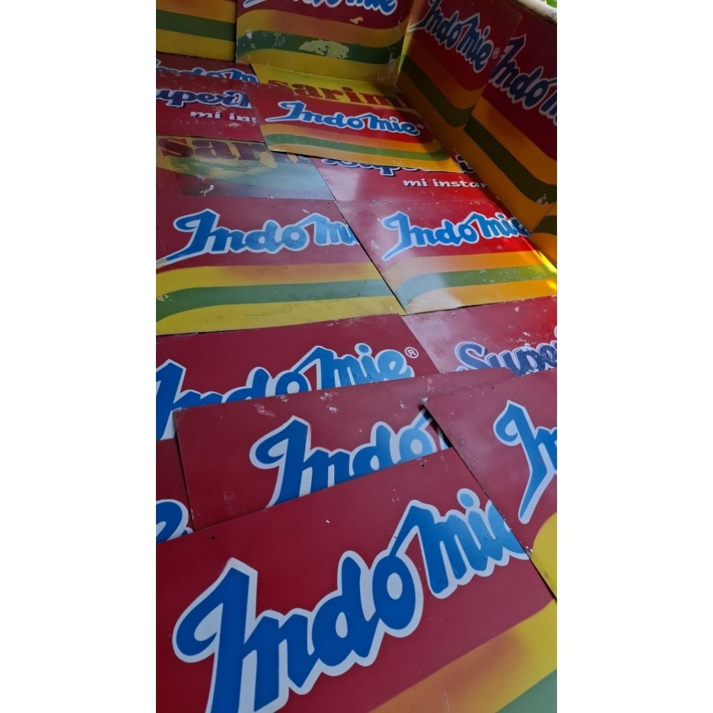 

Iklan asli bakmi sarimi supermi indomeia 125rb perbiji jadul antik vintage display lawas kuno ada 29pcs