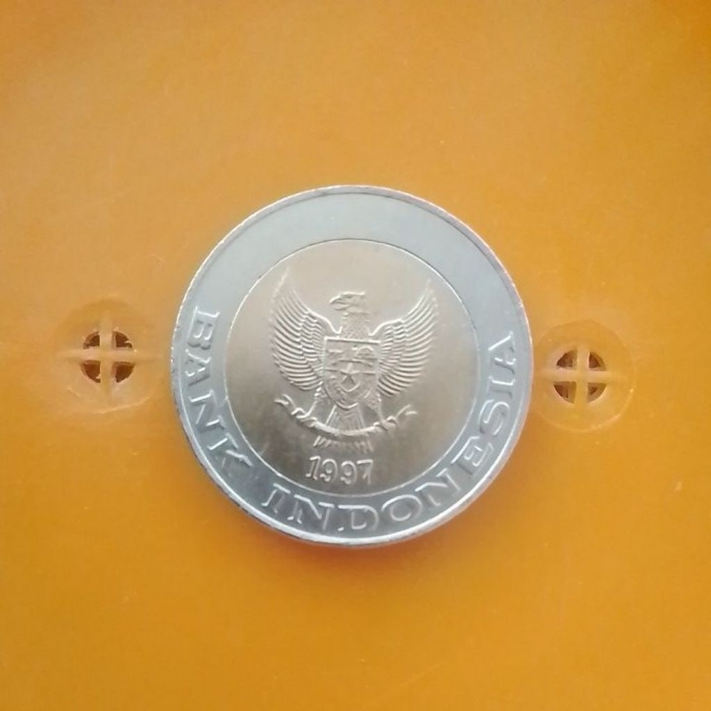 UANG KUNO KOIN 1000 RUPIAH KELAPA SAWIT TAHUN 1997