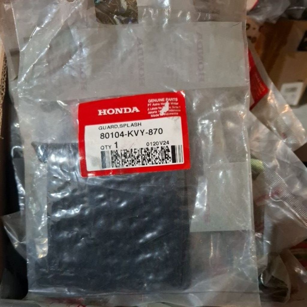 Karet spakbor kolong belakang Honda Beat Karburator2008 -2012 Ori AHM 80104-KVY-870