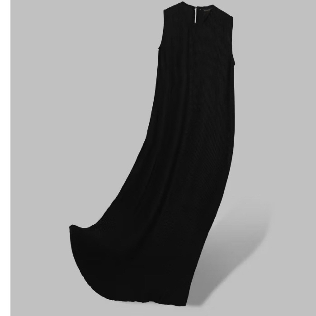 Preloved Inner Pleats by Irsalina - L