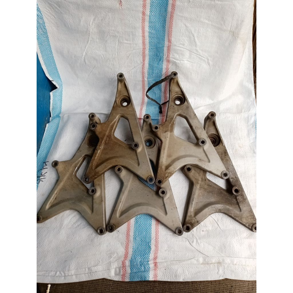 Arm knalpot Vario old kzr