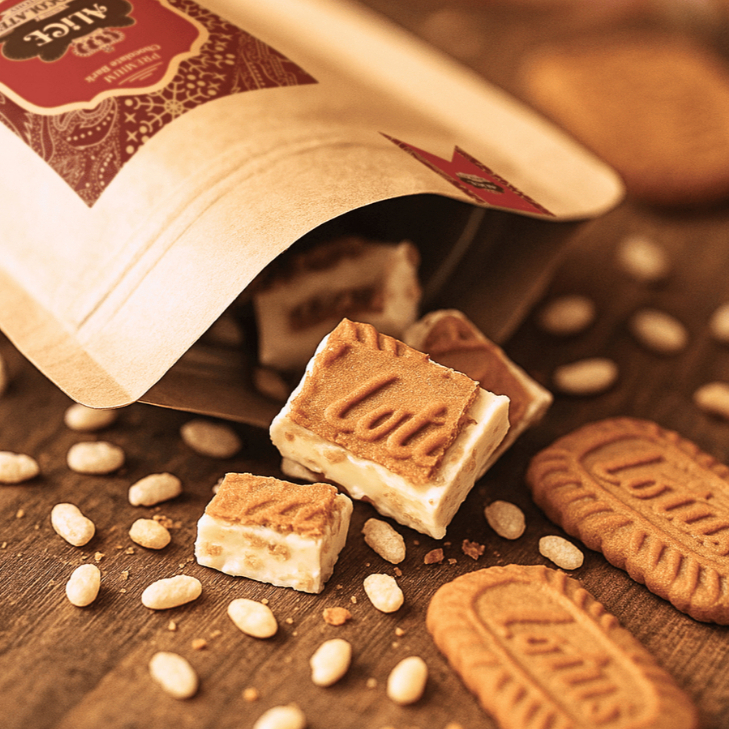 

ALICE CHOCOLATE - White Chocolate Bark with Lotus Biscoff and Rice Crispy | Snack Coklat Putih dengan Lotus Biscoff dan Rice Crispy