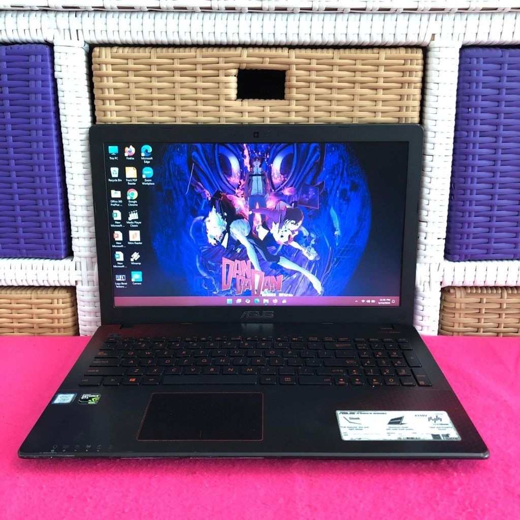 Asus Baby ROG X550V Core i7-7700HQ Nvidia GTX950M 4Gb Gaming