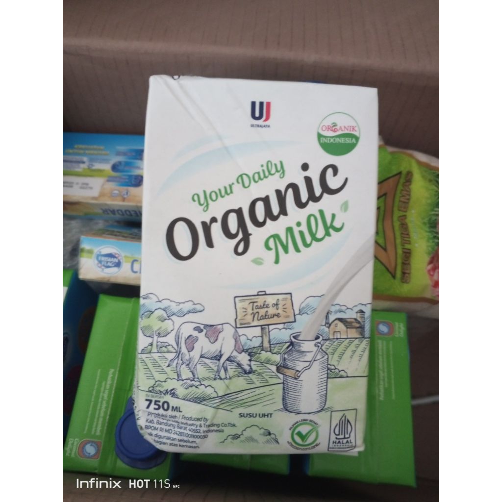 

susu organic fullcream ultramilk 750 ml