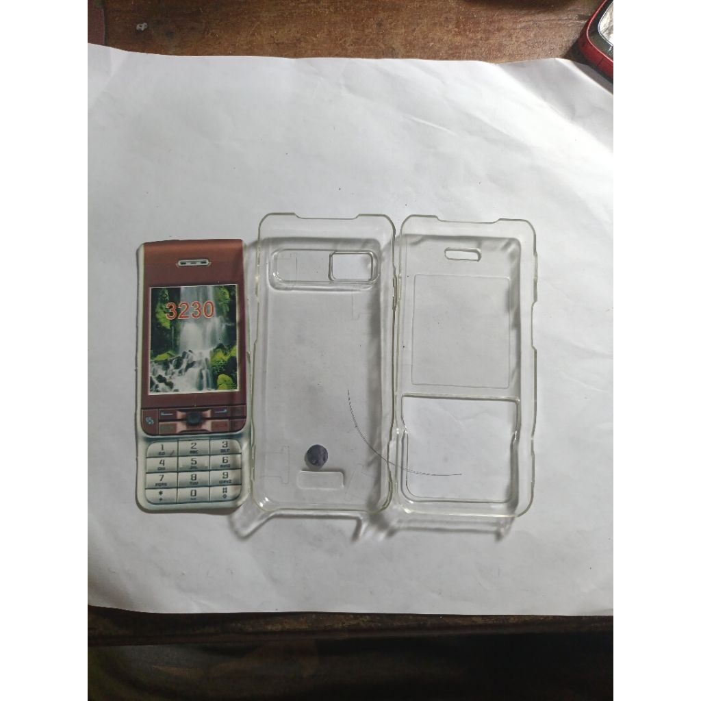 cangkang/ pelindung mika hp Nokia 3230