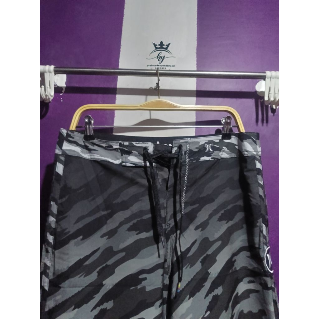 celana pendek pantai l celana pendek HURLEY original second