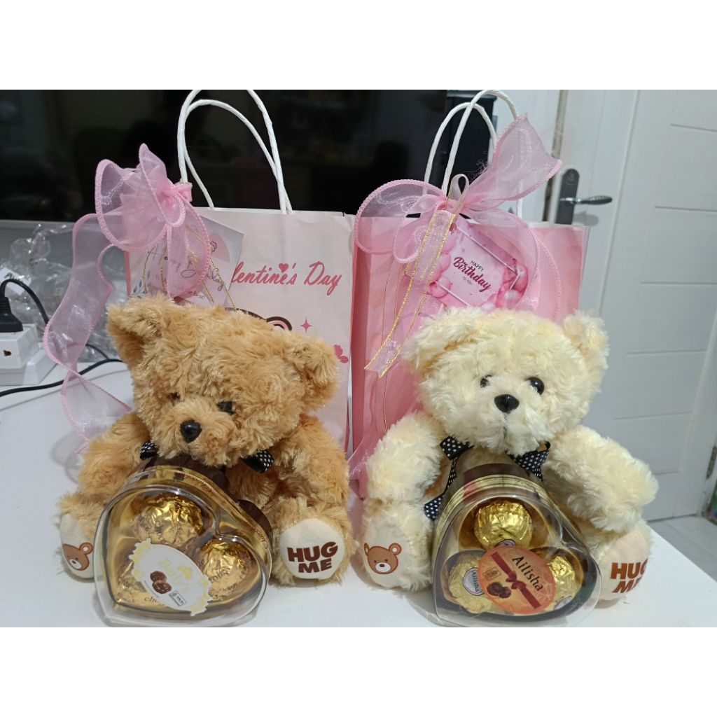 

KADO ULTAH / BONEKA / KADO ANNIVERSARY / KADO VALENTINE / GIFT CEWE / KADO ANAK / GIFT ANAK / KADO WISUDA