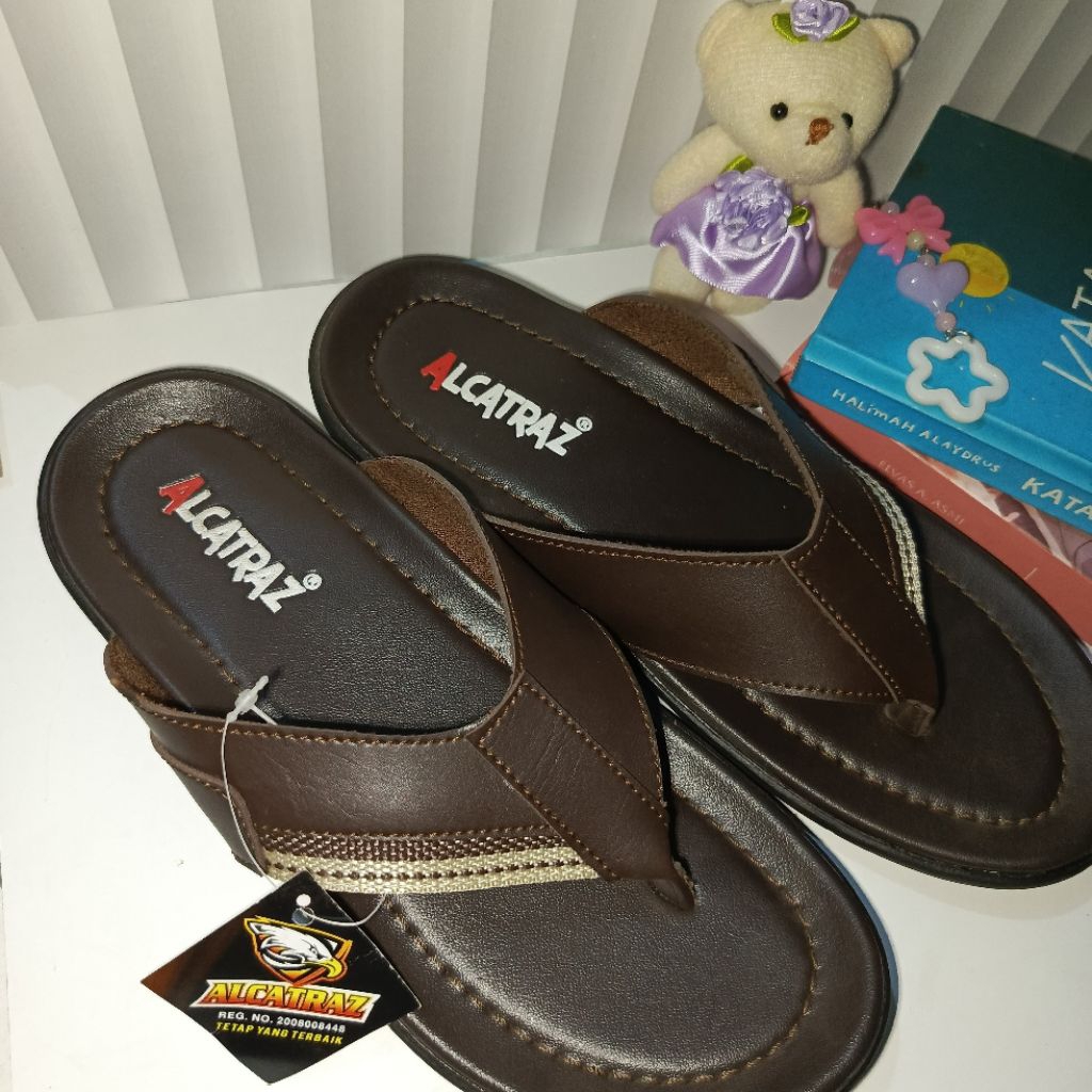 Sandal kulit laki2 dewasa Alcatraz