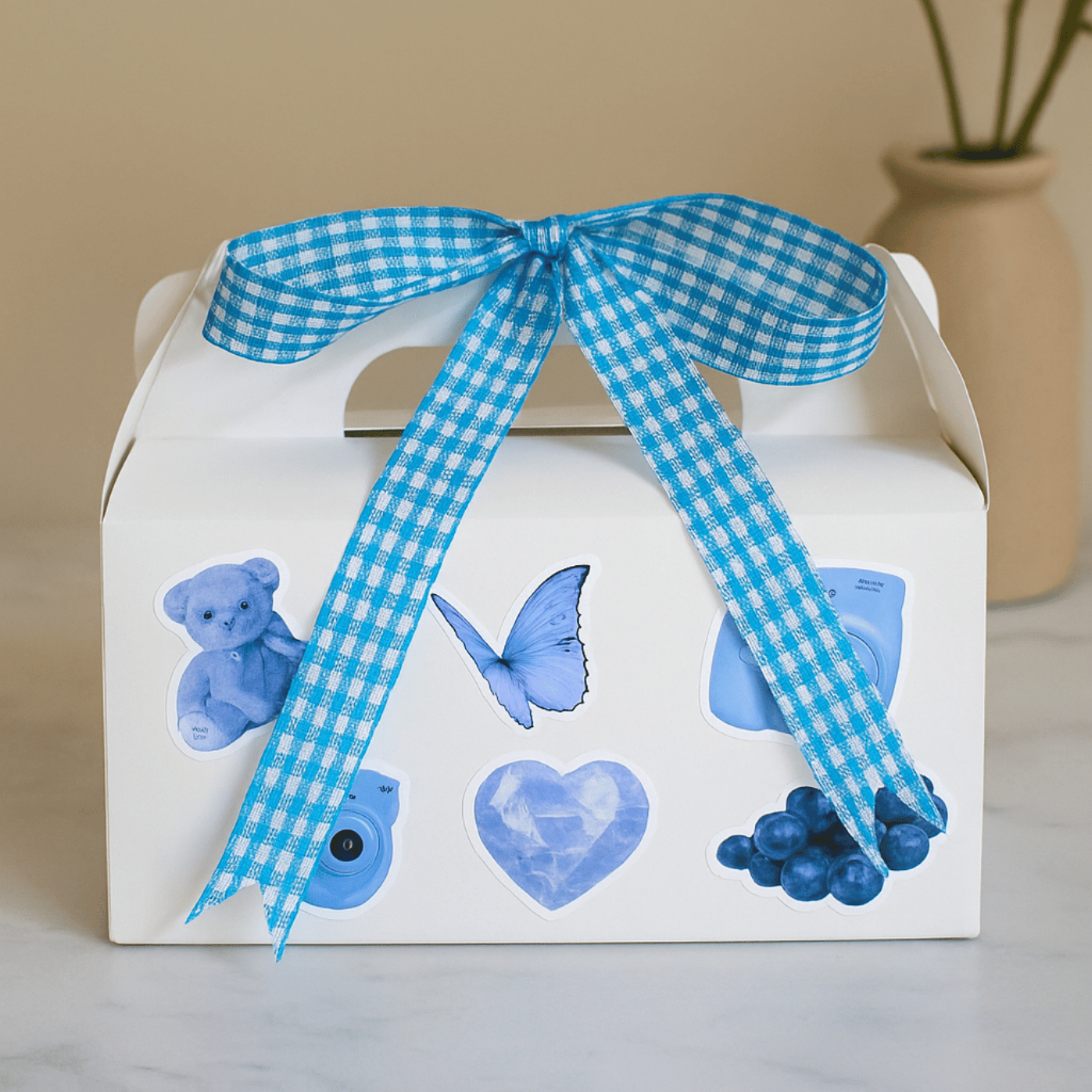 

(L) HAMPERS ISI BONEKA TANPA SNACK / GIFT BOX CEWEK / COWO EXCLUSIVE UNTUK KADO / HAMPERS SNACK / SEMPRO / GABLE BOX / KADO-ULANG TAHUN / UK 22X11X11cm