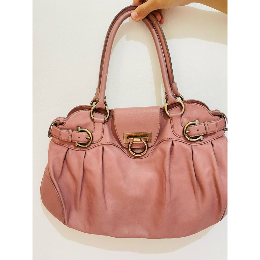 Salvatore Ferragamo Shoulder Bag Preloved, Tas Bahu Salvatore Ferragamo