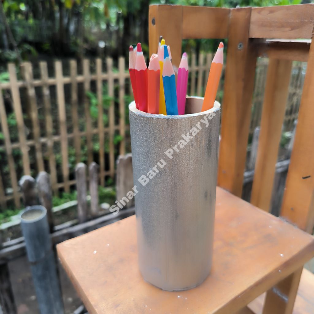 

Tempat Pensil Pencil Pulpen Pen Holder Aestetic dari Bambu Warna Silver Metalik