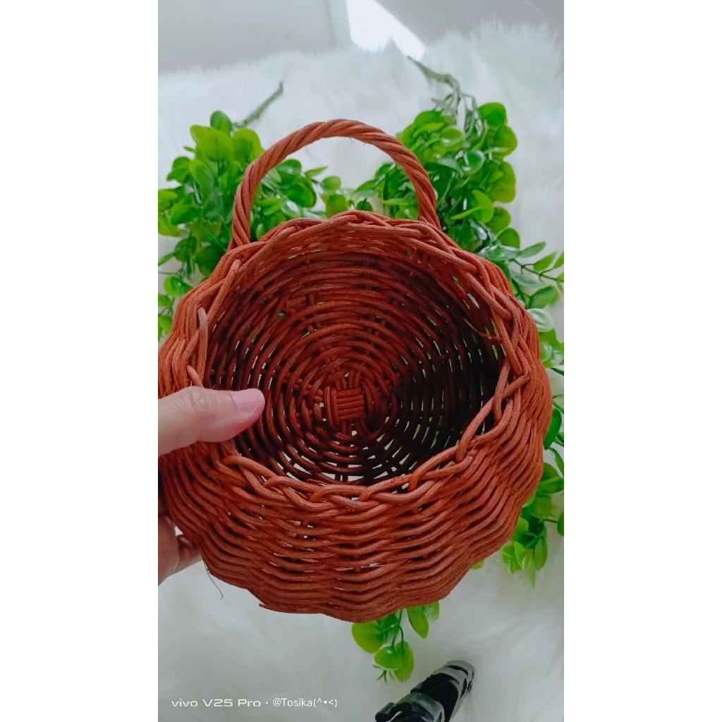 Pot/ Vas Dinding Mini Full Rotan