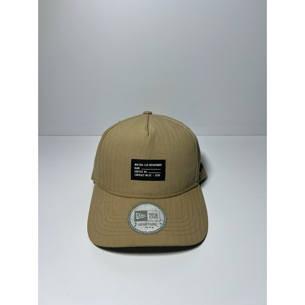 Topi New Era logo box caps