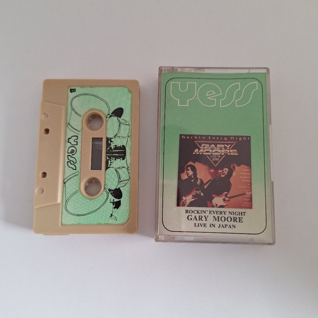 KASET // YESS - GARY MOORE - ROCKIN' EVERY NIGHT LIVE IN JAPAN