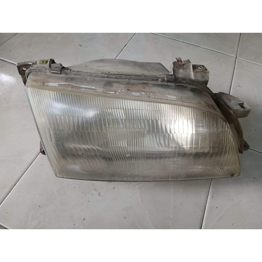 Headlamp Toyota Corona absolute ST191