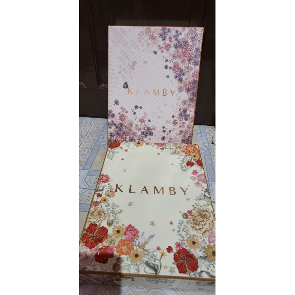 

Harga buat 2 kotak (box) wearing klamby