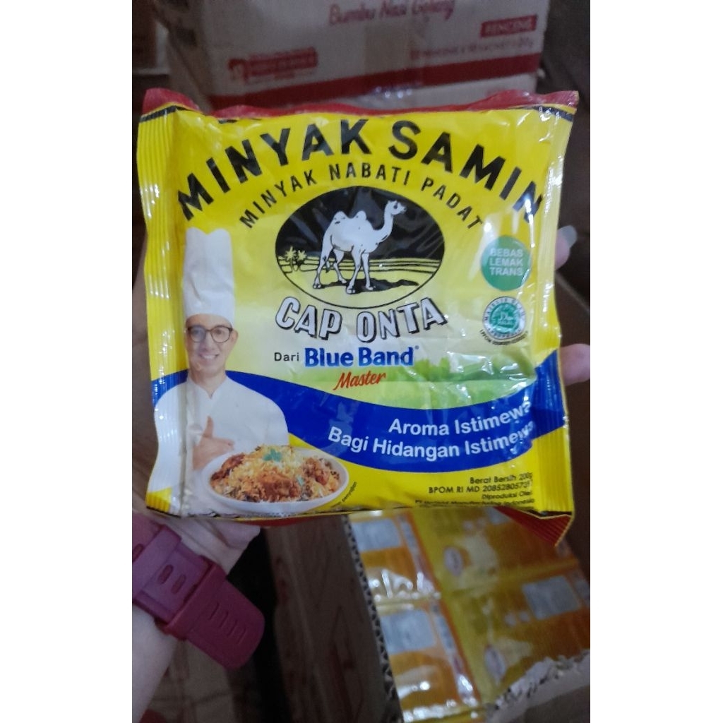 

MINYAK SAMIN BLUEBAND CAP ONTA 200GR