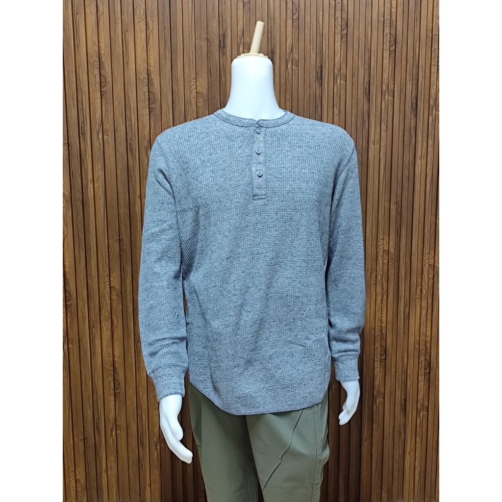Atasan knit pria Uniqlo -second