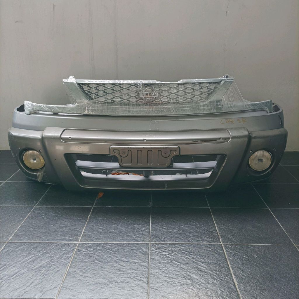 Bumper nissan serena c24 jdm spec model original