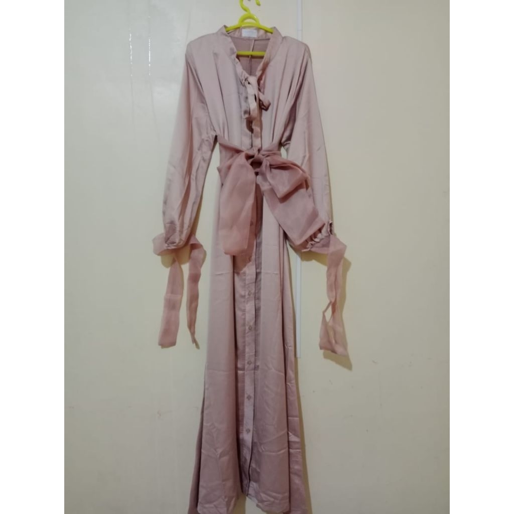 gamis bahan silk polosan preloved VGC