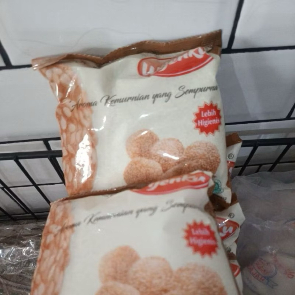 

Wijenku Biji Wijen 250 GR / Biji Wijen Wijenku