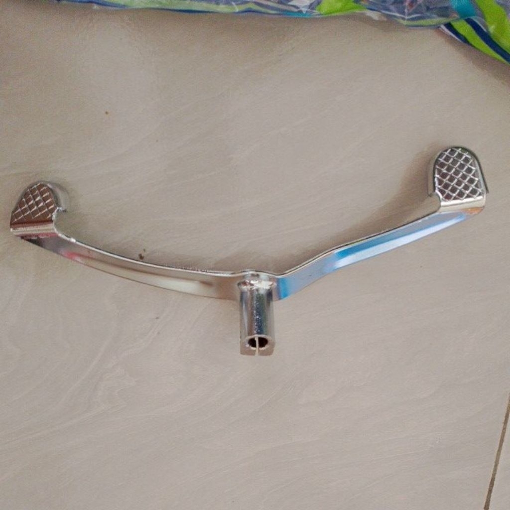 PEDAL GIGI/PEDAL PRESNELENG SUPRA