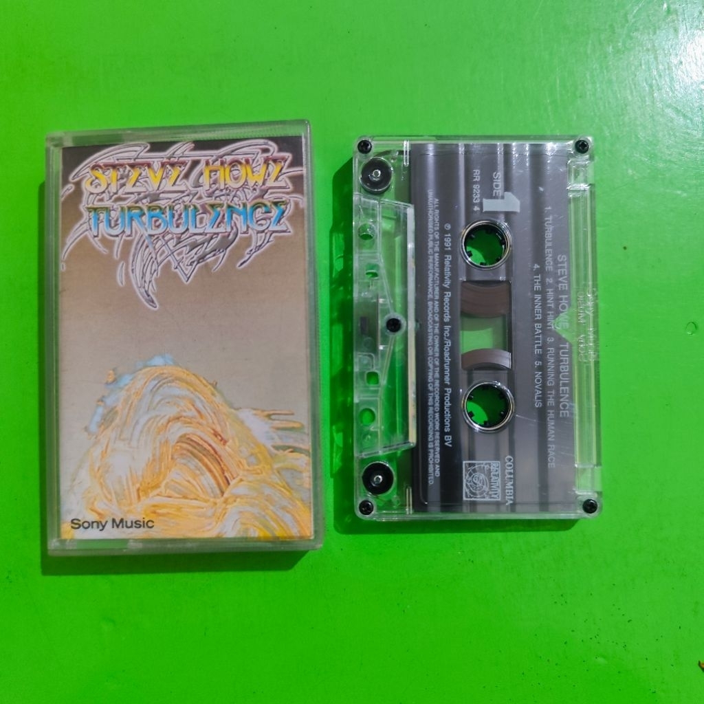 Kaset Impor  STEVEN HOWE Turbulence