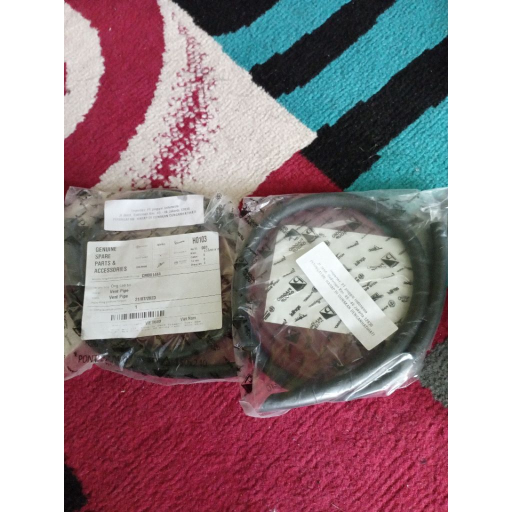 Selang Pembuangan Bensin Vespa Sprint Primavera LX Liberty Zip Original