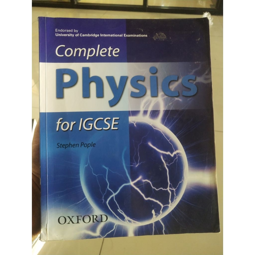 COMPLETE PHYSICS FOR IGCSE
