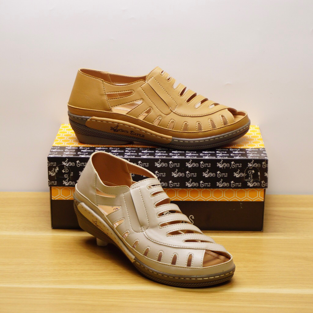 Sepatu Pansus Wanita BEE GIRLS N-1393