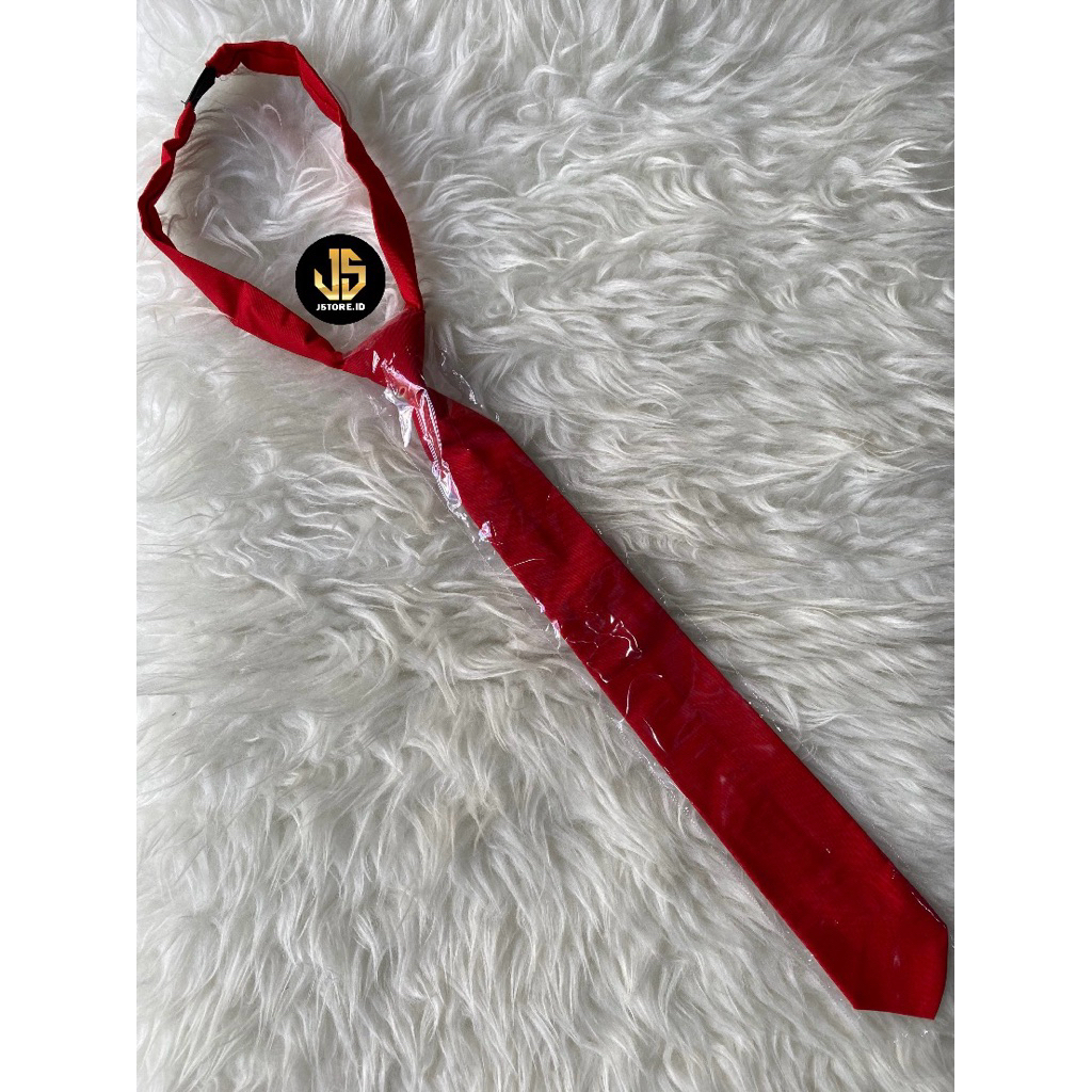 Dasi Merah Polos