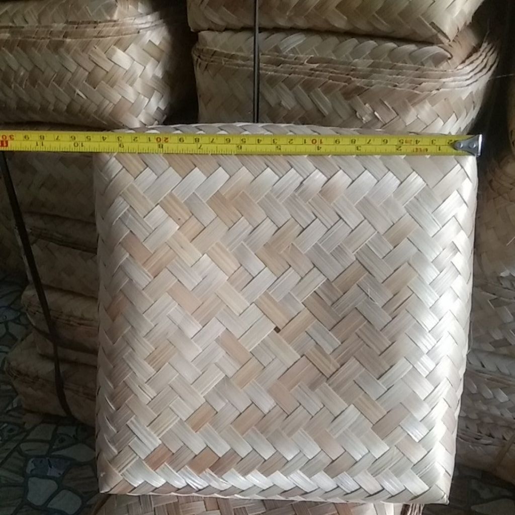 besek bambu 25x25 termurah,box catering makanan,hampers,dll
